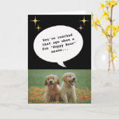 Trendy puppy Happy Hour Ouder worden Funny Verjaar Kaart (Gele Bloem)