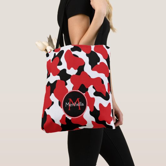 Trendy Red Black Cow Print Monogram Tote Bag (Dichtbij)