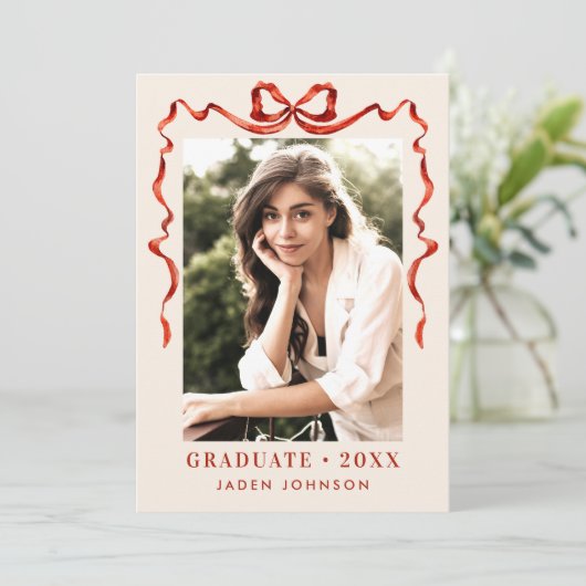 Trendy Red Bow Ribbon 2 FOTO Afstudeerfeest Kaart (Staand voorkant)