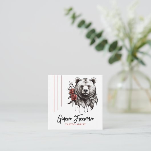 Trendy Rood en Zwart Beer Roos Tattoo Artiest Vierkante Visitekaartje (Staand voorkant)