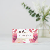 Trendy roze bloemmotief print & goud monogram visitekaartje (Staand voorkant)