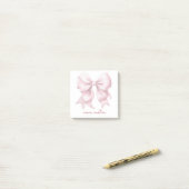 Trendy roze boog gepersonaliseerd met naam monogra post-it® notes (Op bureau)