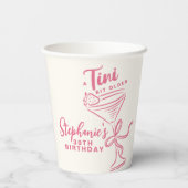 Trendy roze een klein beetje ouder 30e verjaardag papieren bekers (Achterkant)