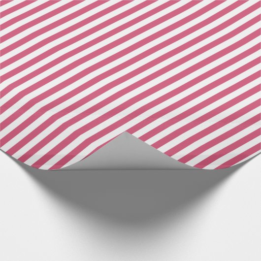 Trendy roze en witte horizontale strepen cadeaupapier (Hoek)