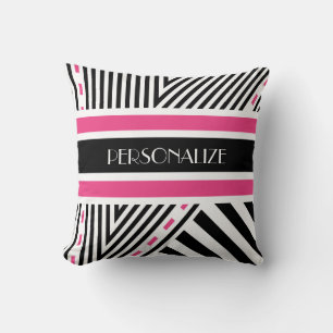 Trendy roze en zwarte geometrische strips met naam kussen