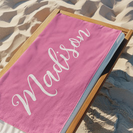 Trendy Roze Meisjesnaam Handgeschreven Manuscript  Strandlaken