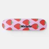 Trendy roze & rode aardbei patroon gepersonaliseer persoonlijk skateboard (Horizontaal)