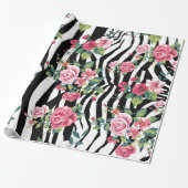 trendy  rozen en zebrastrips cadeaupapier (Uitgerold)