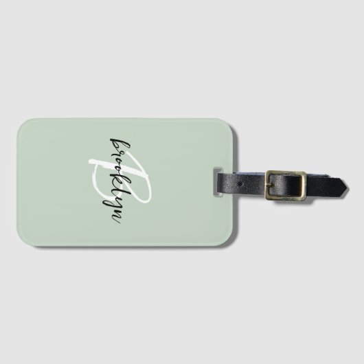 Trendy Sage Groen Zwart Wit Script Monogram Bagagelabel (Voorkant (horizontaal))