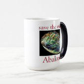 Trendy Save The White Abalone Quote Magische Mok (Voorkant rechts)