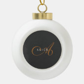 Trendy Schattig Plain Monogram Initiaal Naam Keramische Bal Ornament (Voorkant)