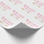 trendy schattig roze bruidtribe gouden pijl cadeaupapier (Hoek)