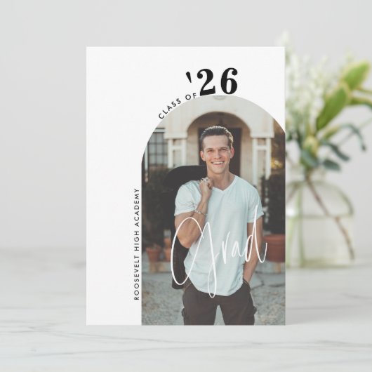 Trendy Script 2-Photo 2024 Afstudeerder Party Kaart (Staand voorkant)