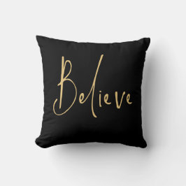 Trendy Script Believe Kerstmis Black Kussen