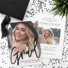 Trendy Script Graduate Eenvoudige Foto Afstuderen Kaart