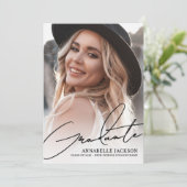 Trendy Script Graduate Simple Photo Graduation Kaart (Staand voorkant)