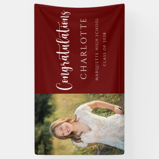 Trendy Script Maroon Afstuderen Photo Banner (Verticaal)