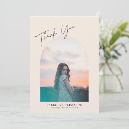 Trendy Script met Arch twee foto bedankt u Aankondiging (Staand voorkant)