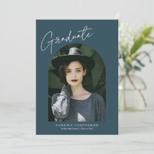 Trendy Script met Arch Two Photo Afstuderen Anno Aankondiging