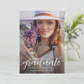 Trendy Script Overlay Afstuderen Aankondiging (Staand voorkant)