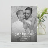 Trendy Script Overlay Tekst met Hart en Foto Save The Date (Staand voorkant)
