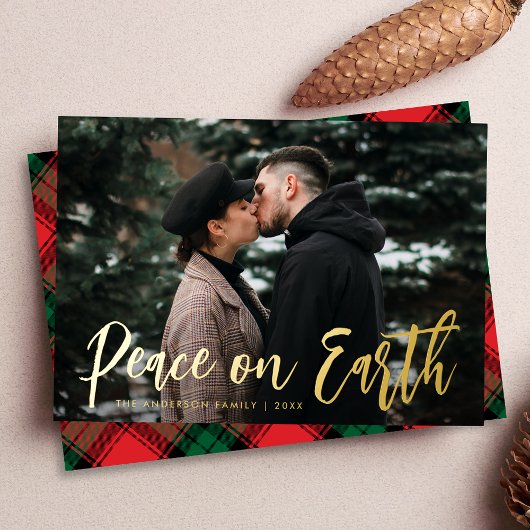 Trendy Script Peace on Earth Foto Folie Feestdagenkaart