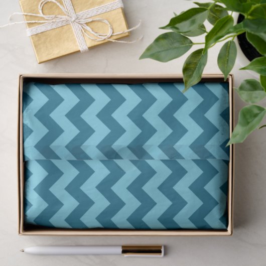 Trendy Shades of Blue Chevron Pattern Tissuepapier (Geschenk)