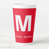 Trendy stijlvol rood wit monogram jouw naam latte mok (Voorkant)