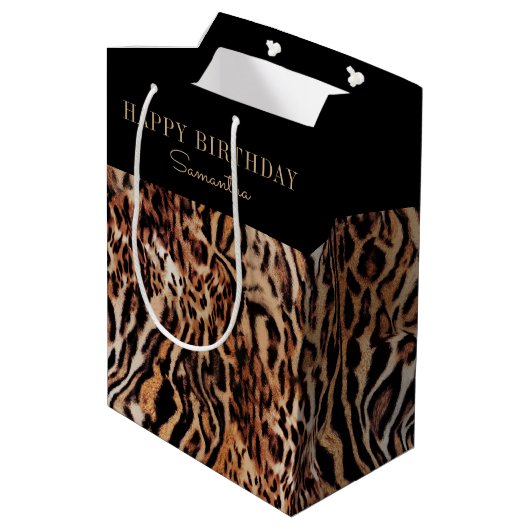 Trendy Stijlvolle Dierenprint Verjaardag met Naam Medium Cadeauzakje (Achterkant Gekanteld)