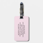 Trendy tennisracket en bal gepersonaliseerd roze bagagelabel (Achterkant verticaal)