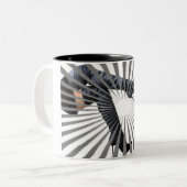 Trendy Thigh Boot Art Tweekleurige Koffiemok (Voorkant links)