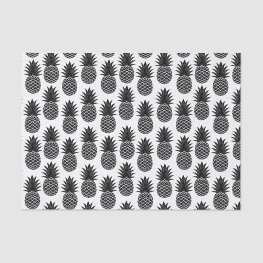 Trendy Tropical Black and White Pineapple Pattern Tissuepapier (Voorkant)