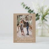 Trendy trouwen Kraft Save the Date Briefkaart (Staand voorkant)