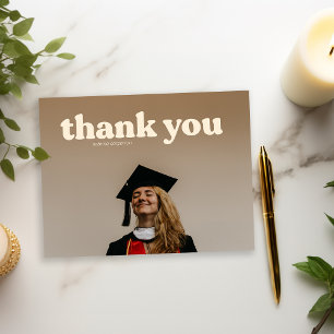 Trendy typografie afstudeer bedankkaart briefkaart