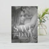 Trendy Typografie Overlay Tekst Foto Bruiloft Save The Date (Staand voorkant)
