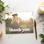 Trendy Typography Afstuderen Bedankt Briefkaart<br><div class="desc">Dit Dank u briefkaart past perfect bij onze Retro-stijl Afstuderen aankondigingskaarten. Pas eenvoudig al uw gegevens en een foto van uw afstuderen aan om eenvoudig bedankt te zeggen! Extra kleuren en design zijn beschikbaar in mijn zazzle store of voor verdere aanpassing bericht me</div>