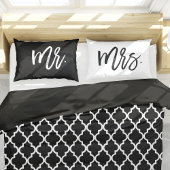 Trendy Typography Mr en Mrs. Kussensloop