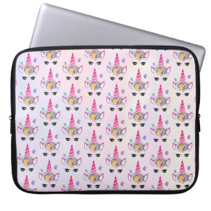 Trendy Unicorn met Floral Crown & Butterflies Laptop Sleeve