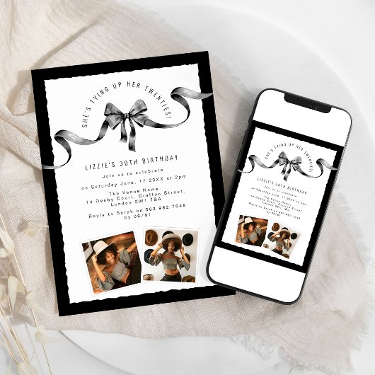 Trendy vastbinden van haar twintiger verjaardagsfe kaart