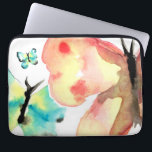 Trendy, vlinder waterverf laptop sleeve<br><div class="desc">Wikkel uw laptop in het delicate uiterlijk van onze "Butterfly Whispers - Waterverf Art Laptop Sleeve". Oorspronkelijk geschilderd in waterverven voor een gekoesterde dochter, dit ontwerp is voorzien van etherische vlinders, waardoor een vleugje van de elegantie van de natuur aan uw dagelijkse routine. Elke vlinder op deze laptophoes is een...</div>
