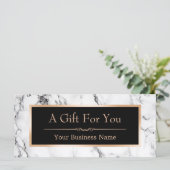 Trendy White Marble Let Gift Certificate Kaart (Staand voorkant)