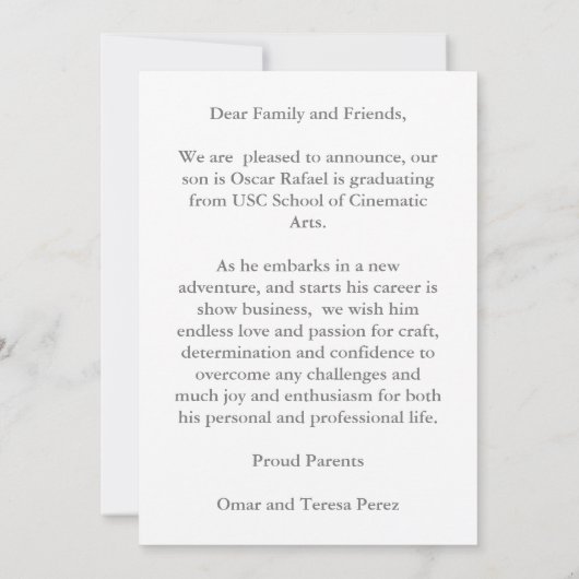 Trendy White Script Gefeliciteerd Afstuderen Foto Aankondiging (Achterkant)