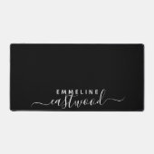 Trendy wit script monogram op zwart bureaumat (Voorkant)