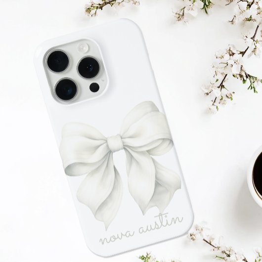 Trendy witte strik persoonlijk gemaakt met naam en Case-Mate iPhone case