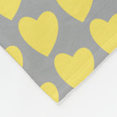 Trendy Yellow en Grey Heart Pattern Fleece Deken (Hoek)