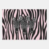 Trendy Zebra Herd op Zebra Print Pink Inpakpapier Vel (Voorkant)