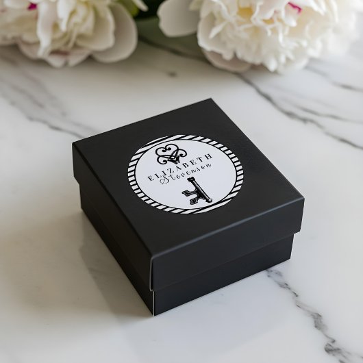 Trendy Zwart Antiek  Sleutel & Zwarte Strepen Ronde Sticker