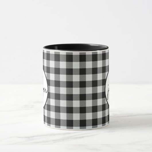 Trendy zwart-wit Buffalo Plaid Monogrammed Mok (Midden)