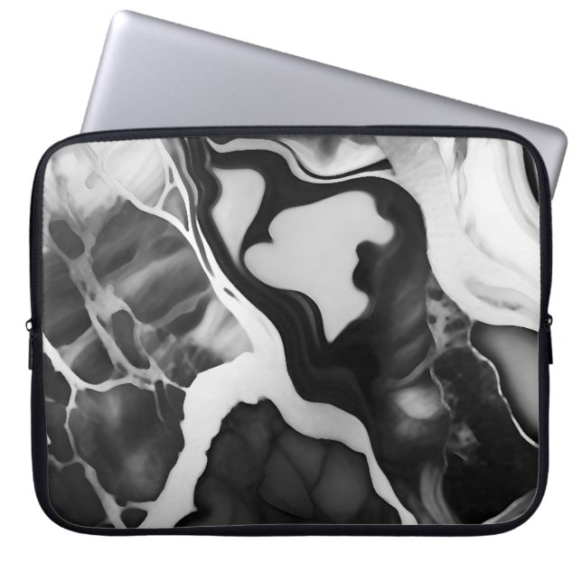 Trendy zwart-wit faux marmer laptop sleeve (Voorkant)