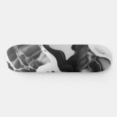 Trendy zwart-wit faux marmer persoonlijk skateboard (Horizontaal)